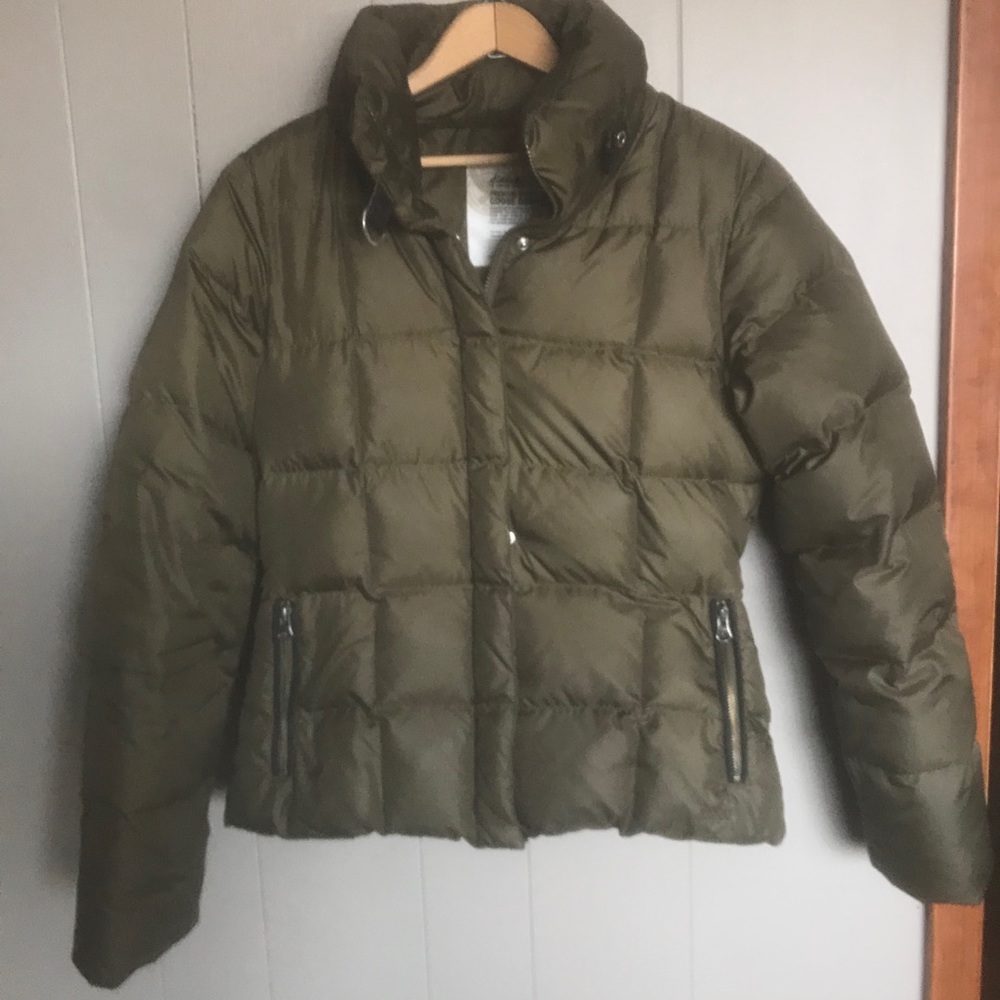 Womens Eddie Bauer premium quality goose down coat